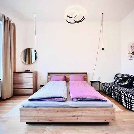 Sunny City - Apartment In Spa Zone With Private Garage Karlsbad Exterior foto