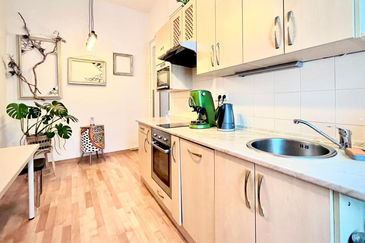 Sunny City - Apartment In Spa Zone With Private Garage Karlsbad Exterior foto