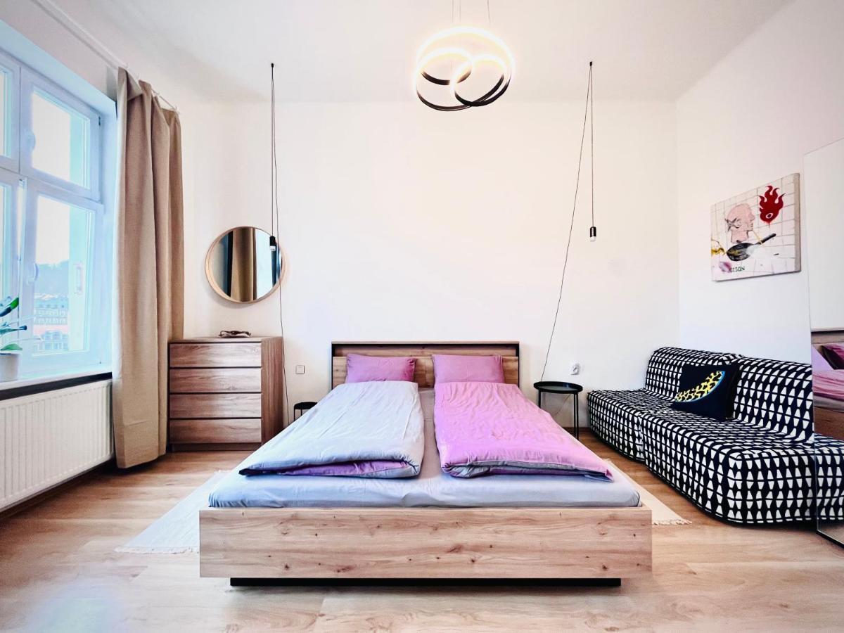 Sunny City - Apartment In Spa Zone With Private Garage Karlsbad Exterior foto